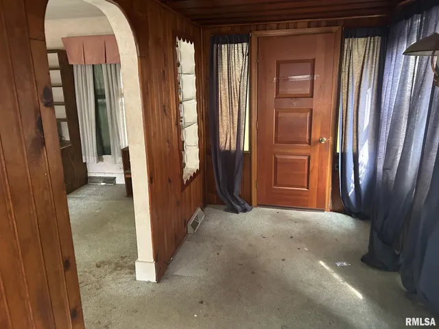 $25,000 | 1029 West Rich Street, Taylorville, IL 62568