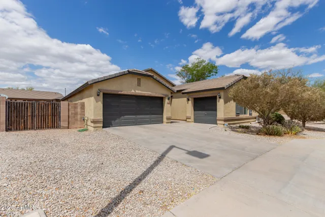 $389,900 | 25212 West Maldonado Drive, Buckeye, AZ 85326