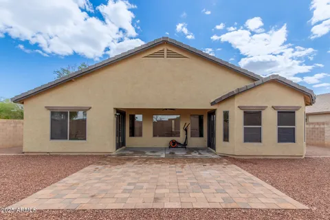 $389,900 | 25212 West Maldonado Drive, Buckeye, AZ 85326
