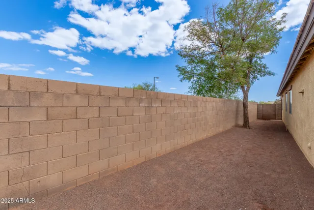 $389,900 | 25212 West Maldonado Drive, Buckeye, AZ 85326