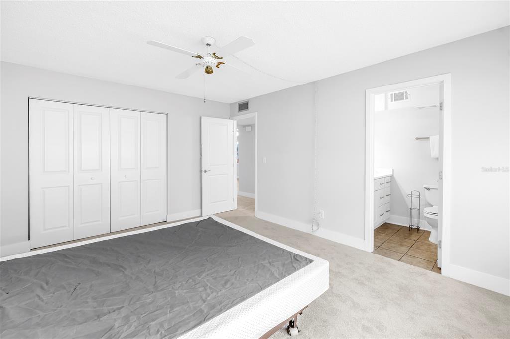 4700 Cove Circle, Unit 103 St. Petersburg, FL 33708 - Photo 23 of 31 a view of an empty room
