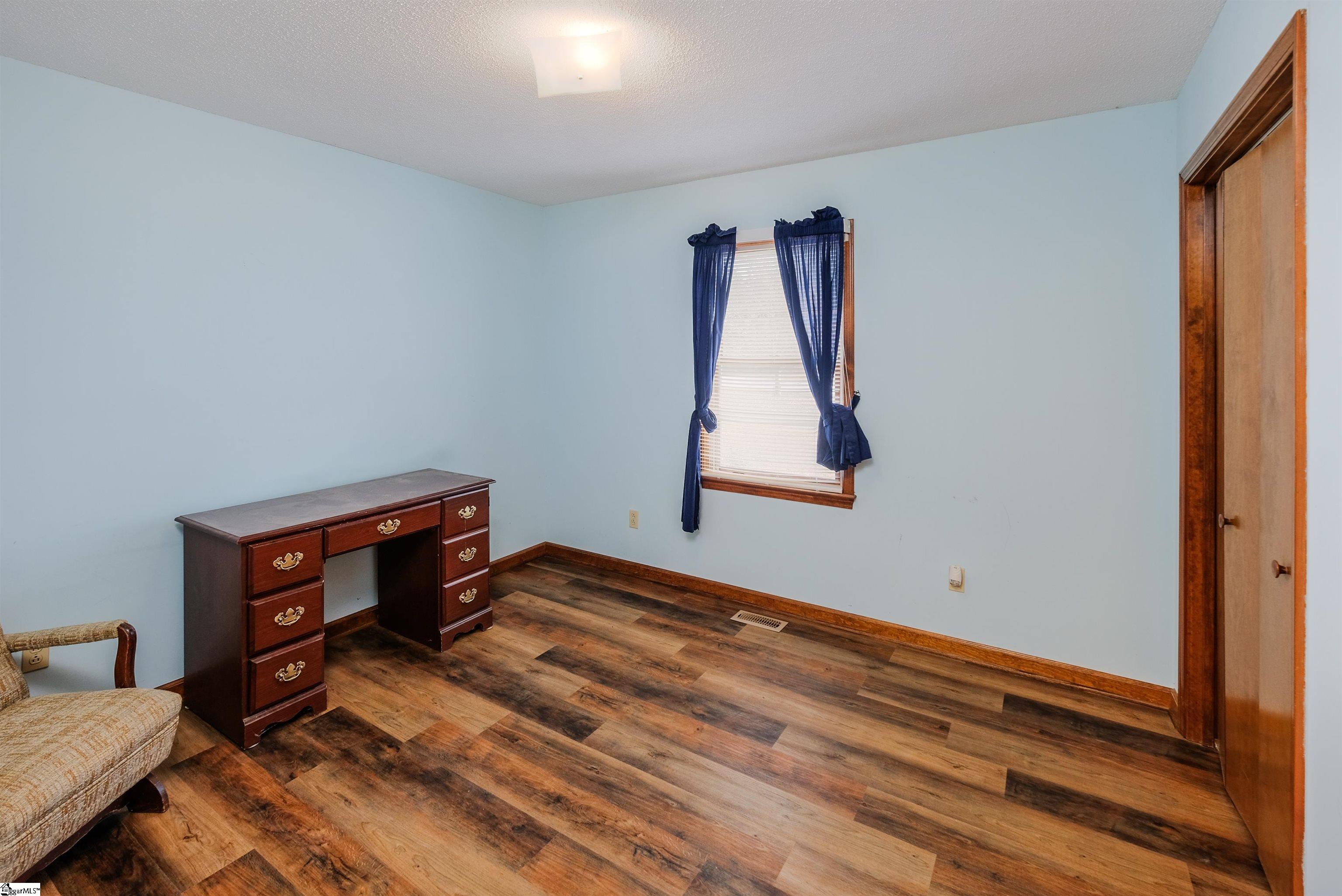 1823 Busby Road Anderson, SC 29626 - Photo 17 of 36