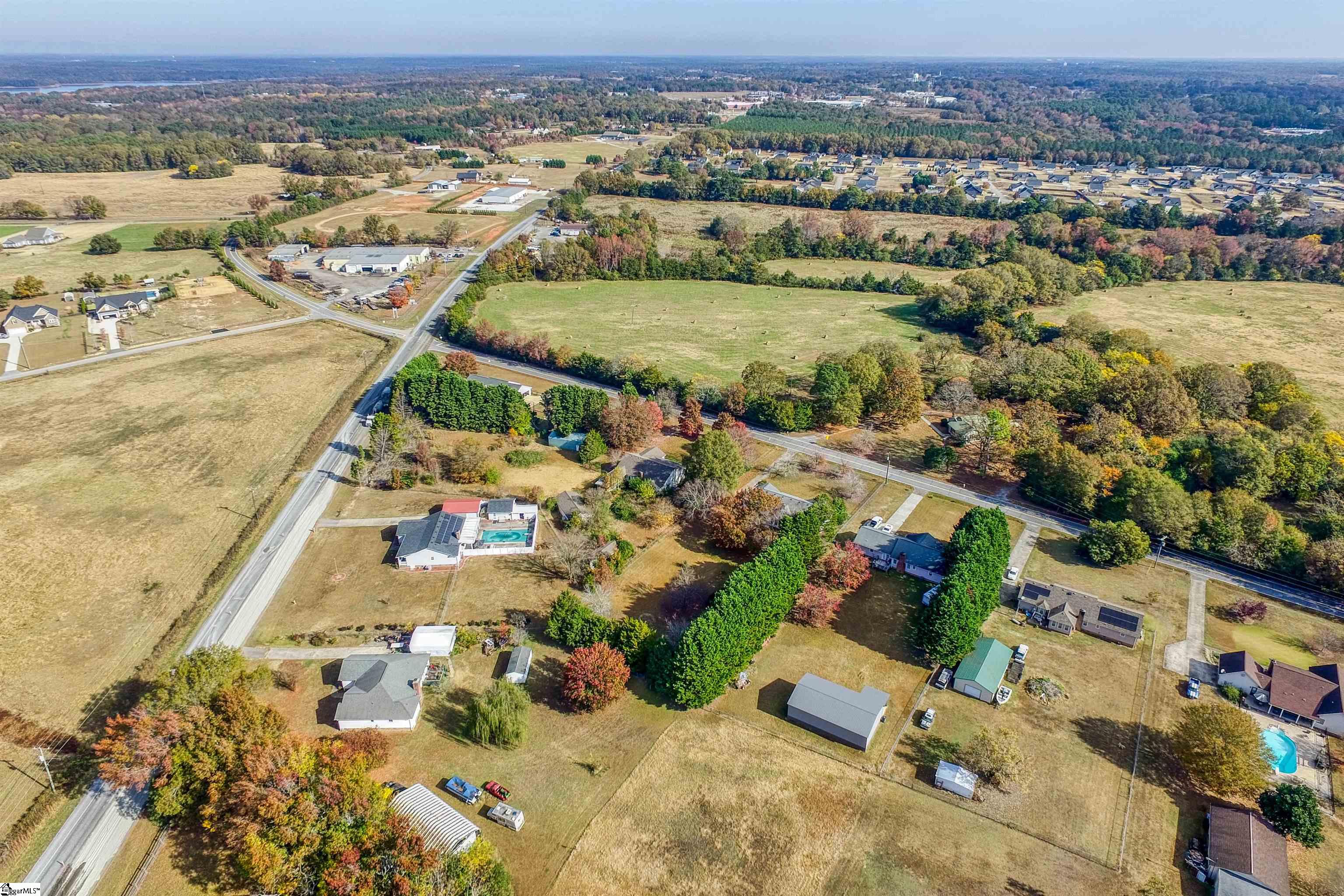 1823 Busby Road Anderson, SC 29626 - Photo 32 of 36