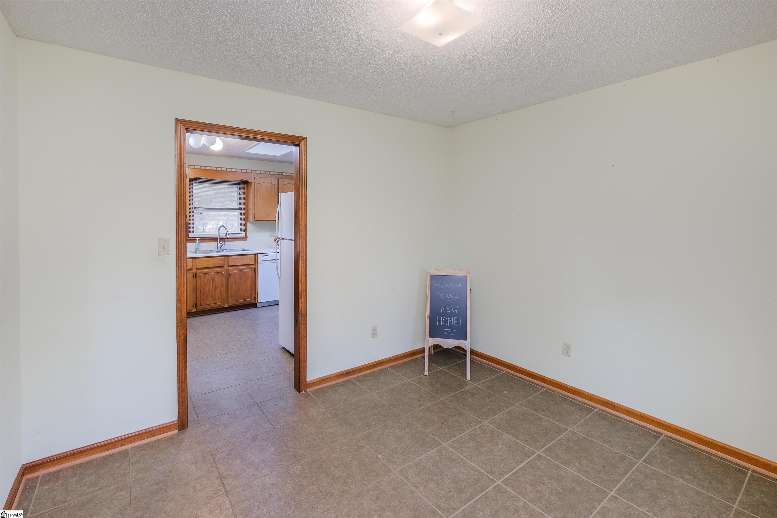 1823 Busby Road Anderson, SC 29626 - Photo 7 of 36