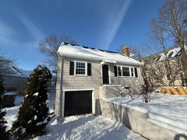 $4,500 | 91 Lower E Street, Dedham, MA 02026