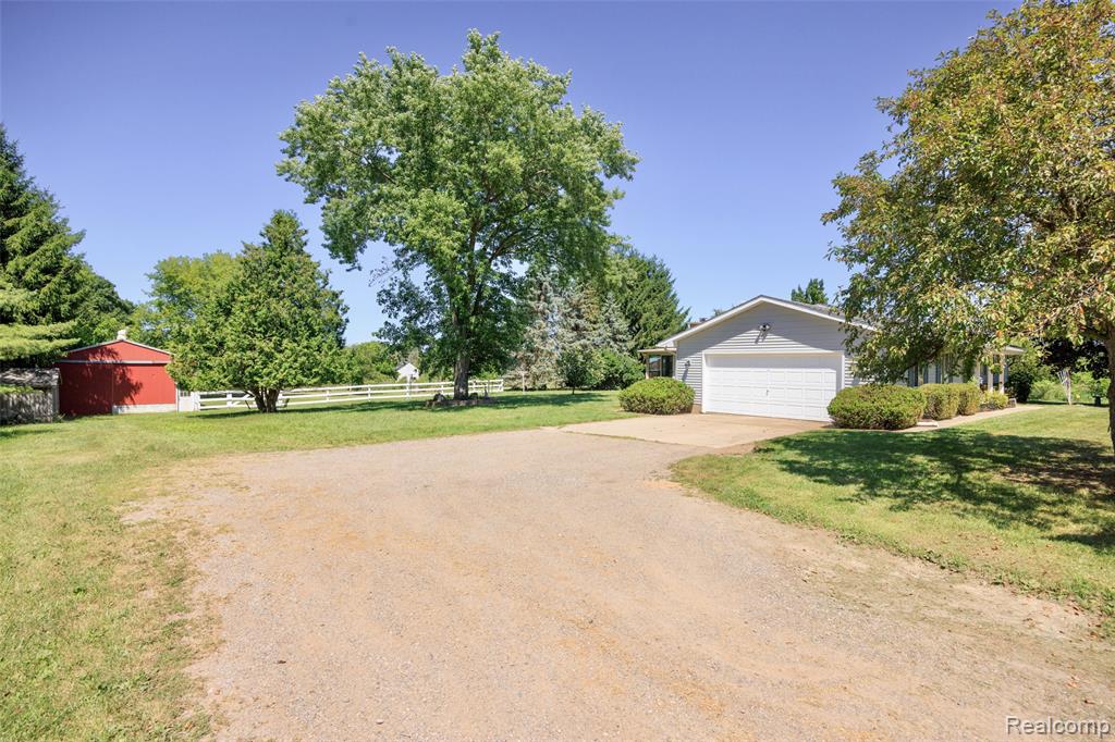 595 North Cedar Road Fowlerville, MI 48836 - Photo 42 of 75