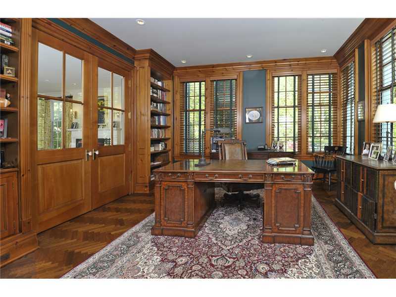 78 Doubling Road Greenwich, CT 06830 - Photo 8 of 20 a room with lots of counter top space