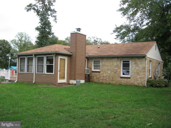 8314 Rugby Road Manassas, VA 20111 - Photo 1 of 16 Exterior (Rear)