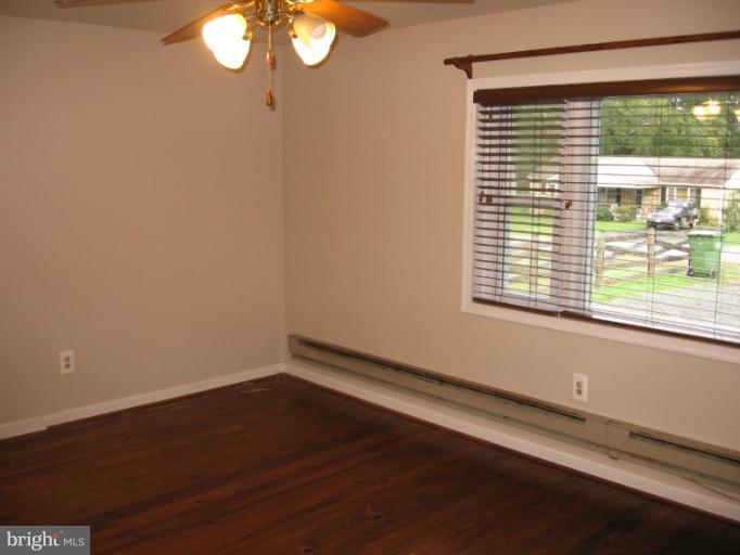 8314 Rugby Road Manassas, VA 20111 - Photo 14 of 16 Bedroom (Master)