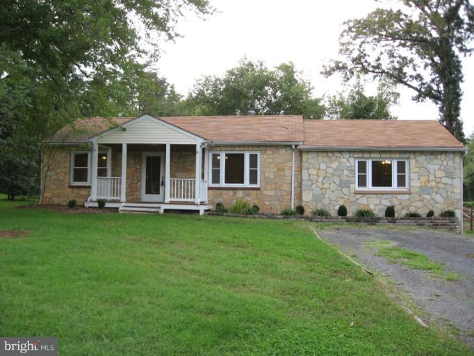 8314 Rugby Road Manassas, VA 20111 - Photo 16 of 16 Exterior (Front)