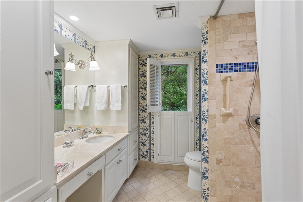 2765 Peachtree Road, Unit 6 Atlanta, GA 30305 - Photo 22 of 25 Gallery Image 22