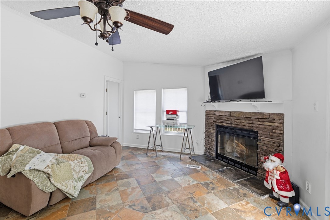 2145 Mountain View Road Powhatan, VA 23139 - Photo 8 of 28