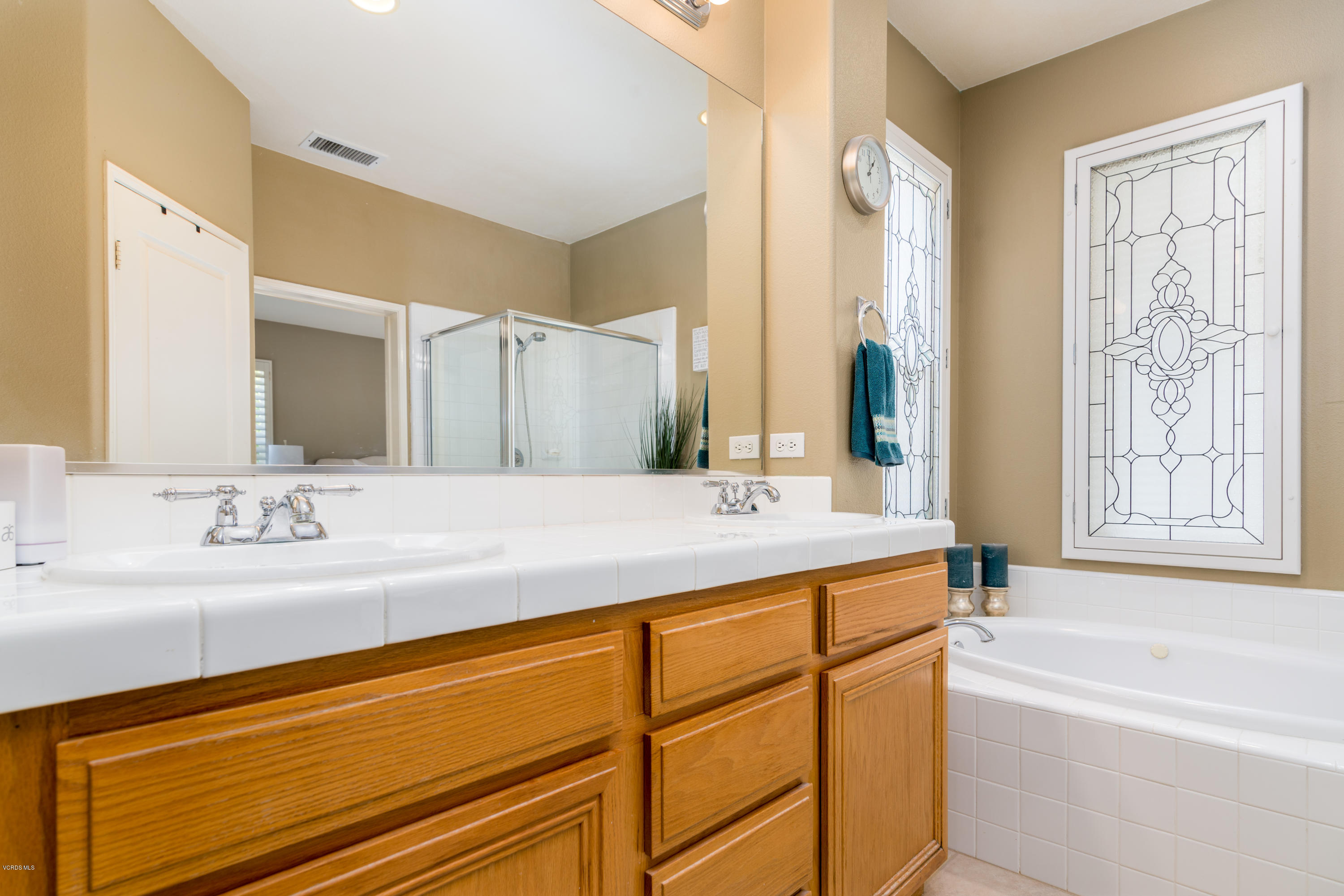 129 Park Hill Road Simi Valley, CA 93065 - Photo 26 of 45 27
