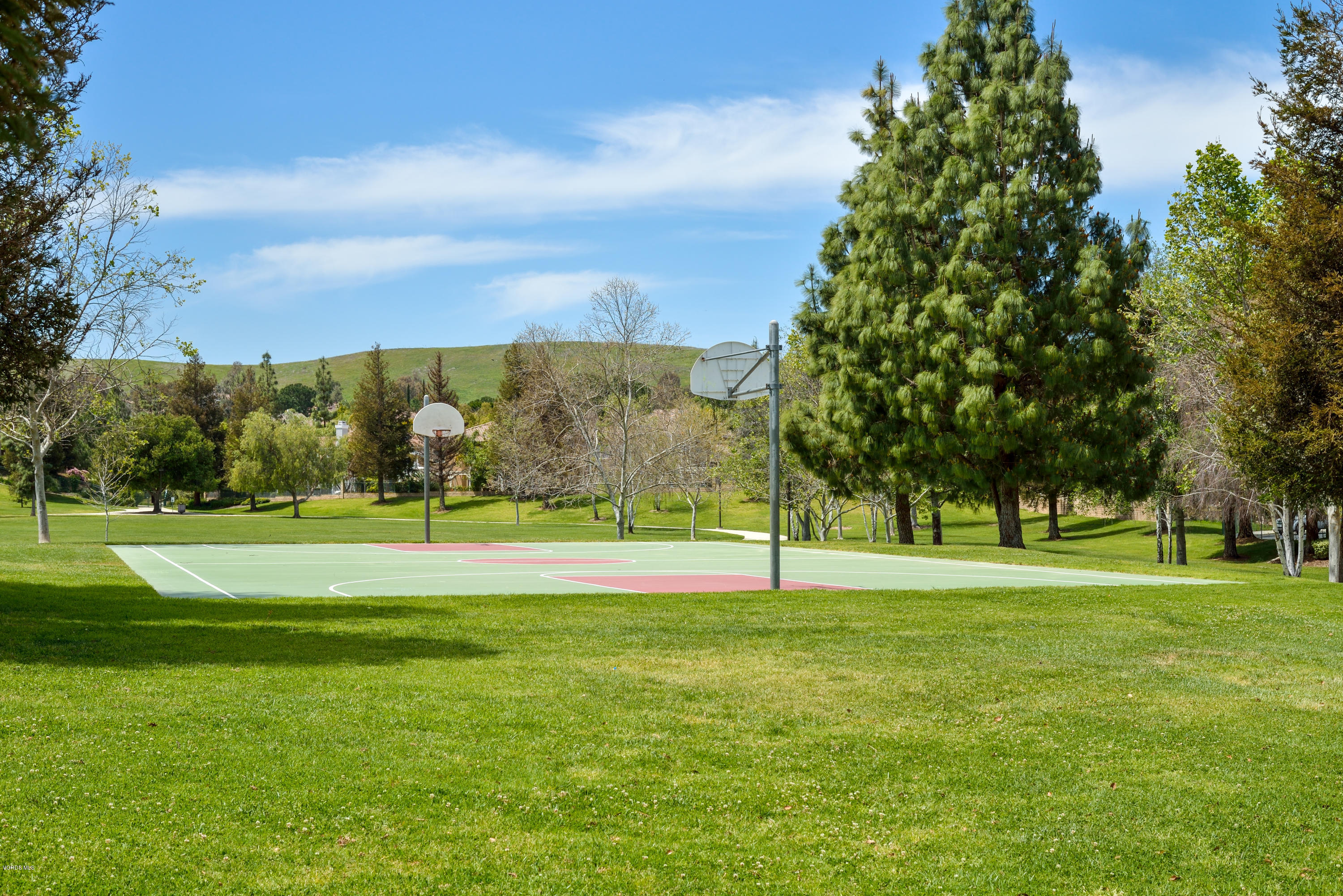 129 Park Hill Road Simi Valley, CA 93065 - Photo 45 of 45 wr-windmill-park4