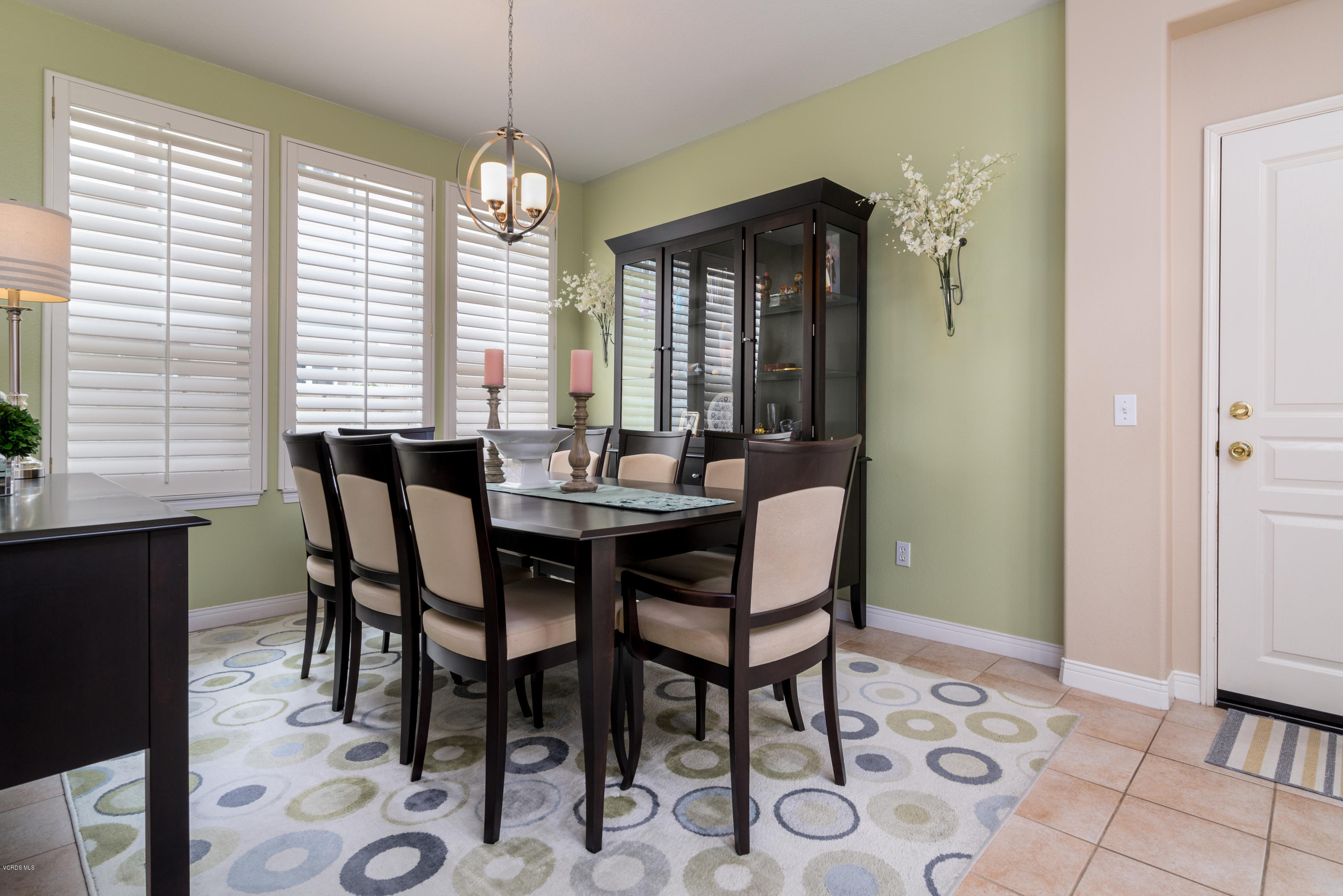 129 Park Hill Road Simi Valley, CA 93065 - Photo 8 of 45 09