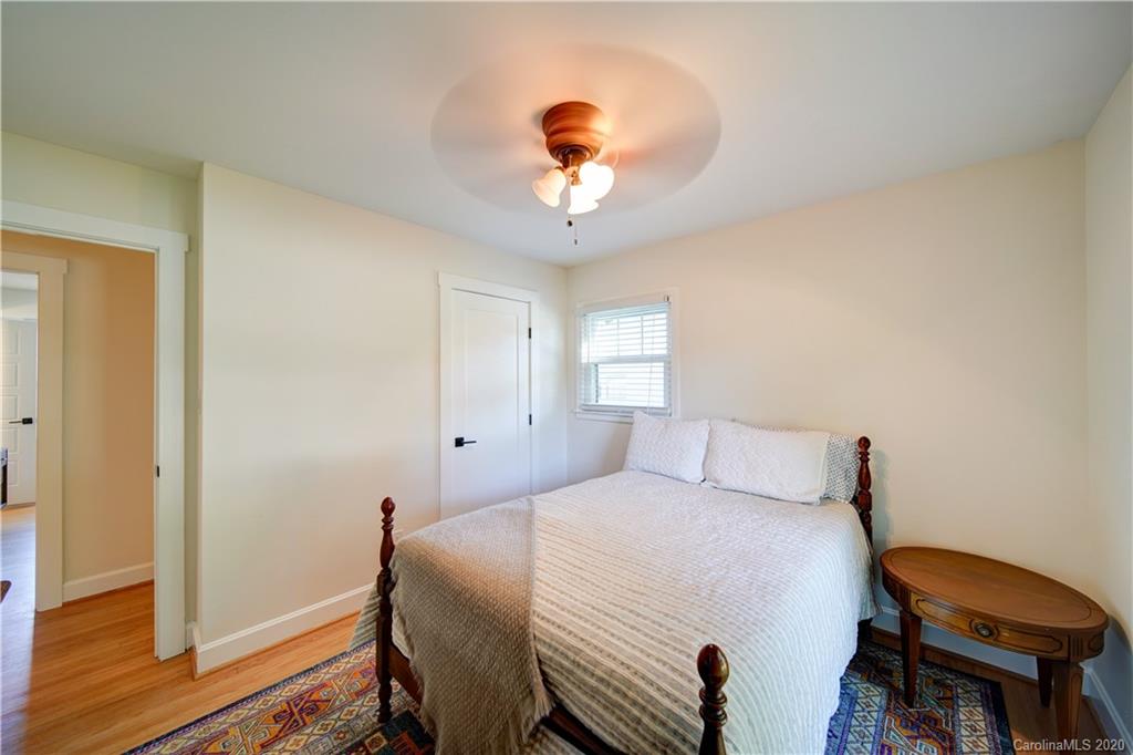 5949 Brookhaven Road Charlotte, NC 28210 - Photo 22 of 31 Gallery Image 22