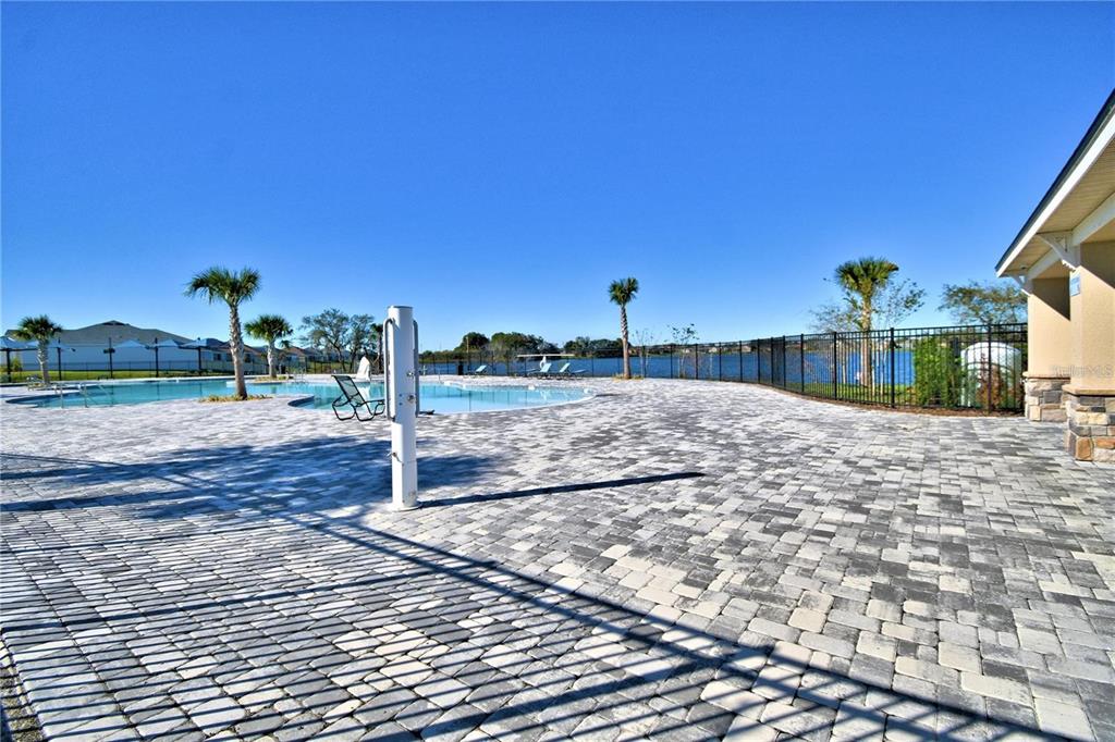 1734 Carnostie Road Winter Haven, FL 33884 - Photo 2 of 13