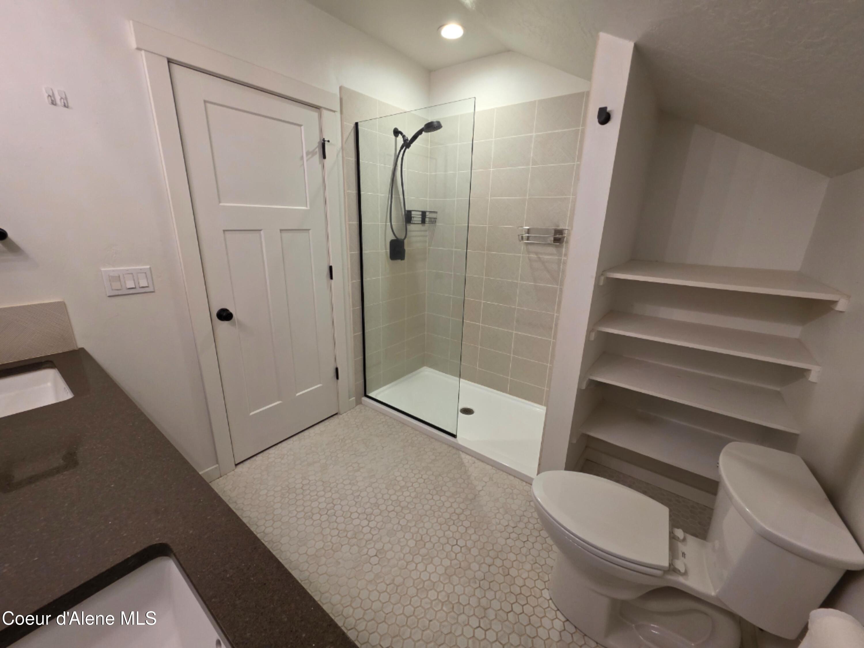 25627 South Loffs Bay Road Coeur D'Alene, ID 83814 - Photo 23 of 70 25627 S LOFFS BAY RD