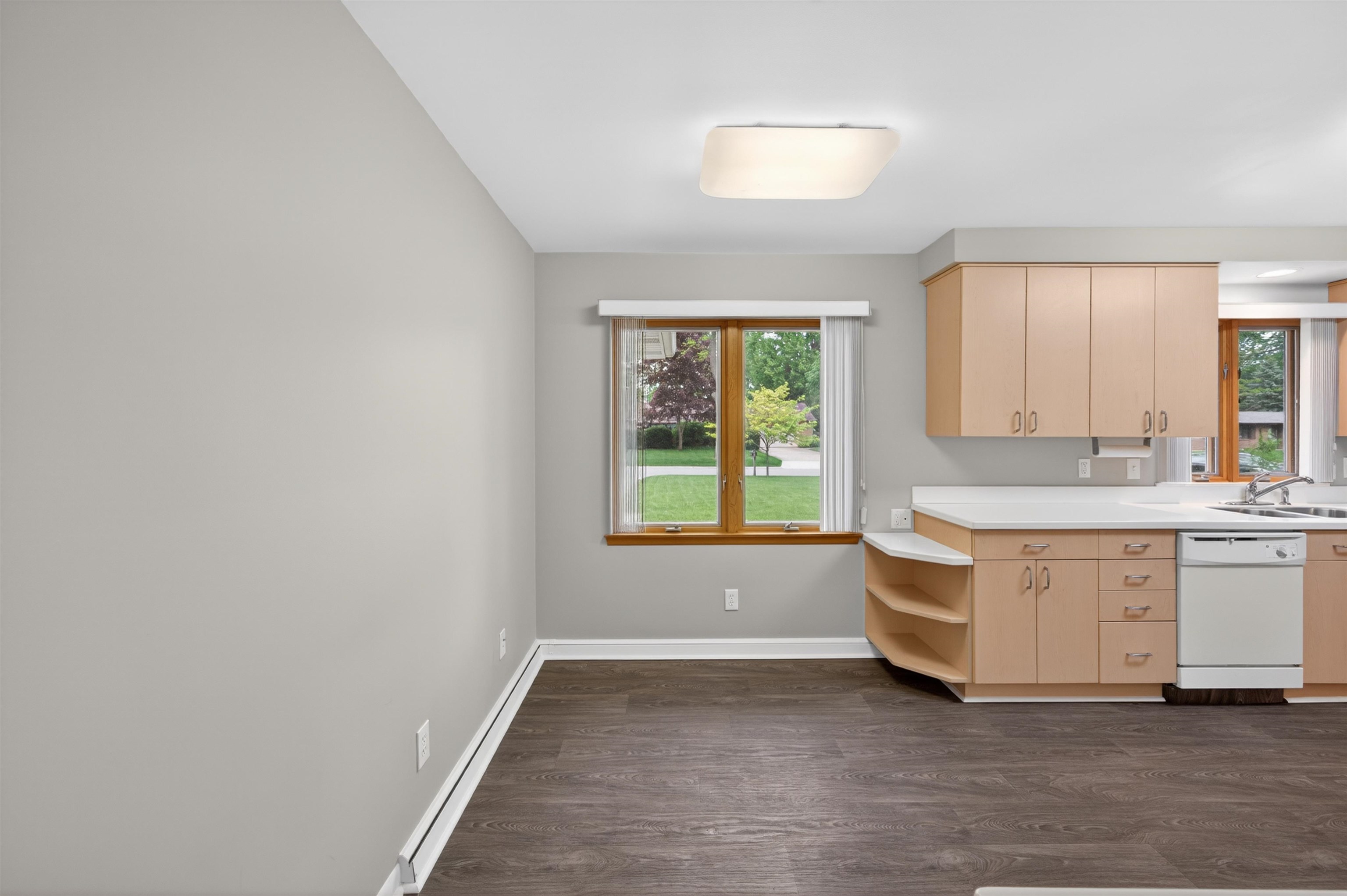6 Burrell Court Midland, MI 48640 - Photo 15 of 82