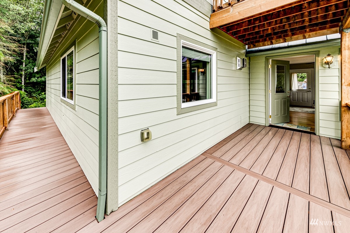 976 Township Line Road Port Angeles, WA 98362 - Photo 31 of 40 a view of a house with wooden floor