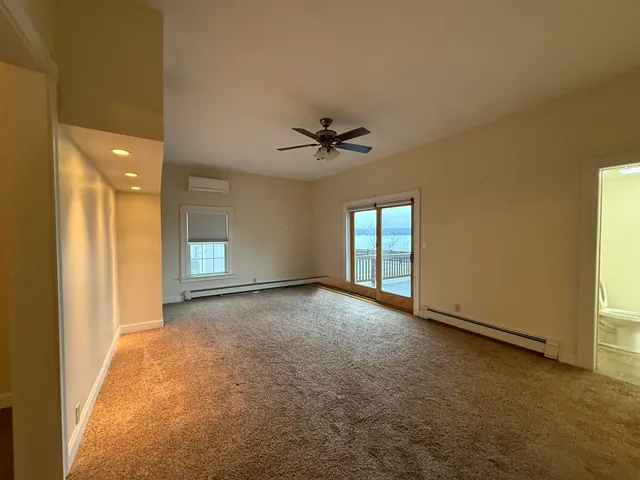 $2,500 | 361 Court Street, Laconia, NH 03246