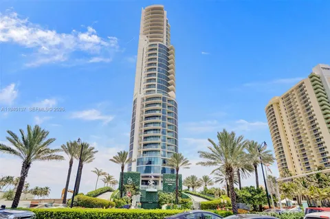 $3,388,000 | 17475 Collins Avenue, Unit 2502, Sunny Isles Beach, FL 33160