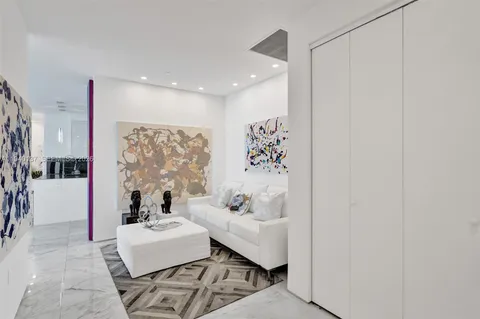 $3,388,000 | 17475 Collins Avenue, Unit 2502, Sunny Isles Beach, FL 33160