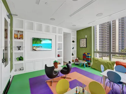 $3,388,000 | 17475 Collins Avenue, Unit 2502, Sunny Isles Beach, FL 33160