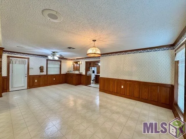 $208,000 | 304 Holiday Drive, Houma, LA 70364