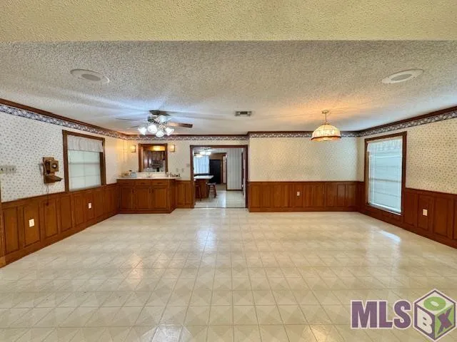 $208,000 | 304 Holiday Drive, Houma, LA 70364