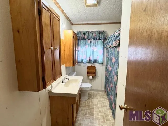 $208,000 | 304 Holiday Drive, Houma, LA 70364