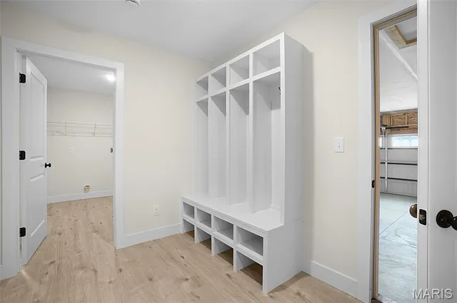 $825,000 | 18 R Cobblestone Drive, Washington, MO 63090