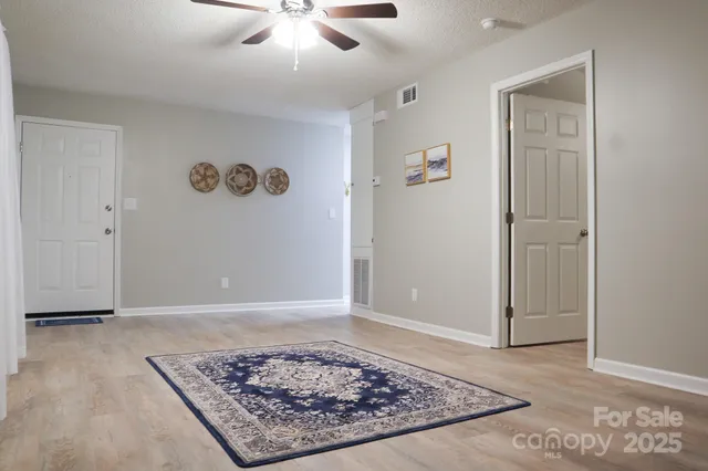 $125,900 | 525 12th Street Southwest, Unit 26, Hickory, NC 28602