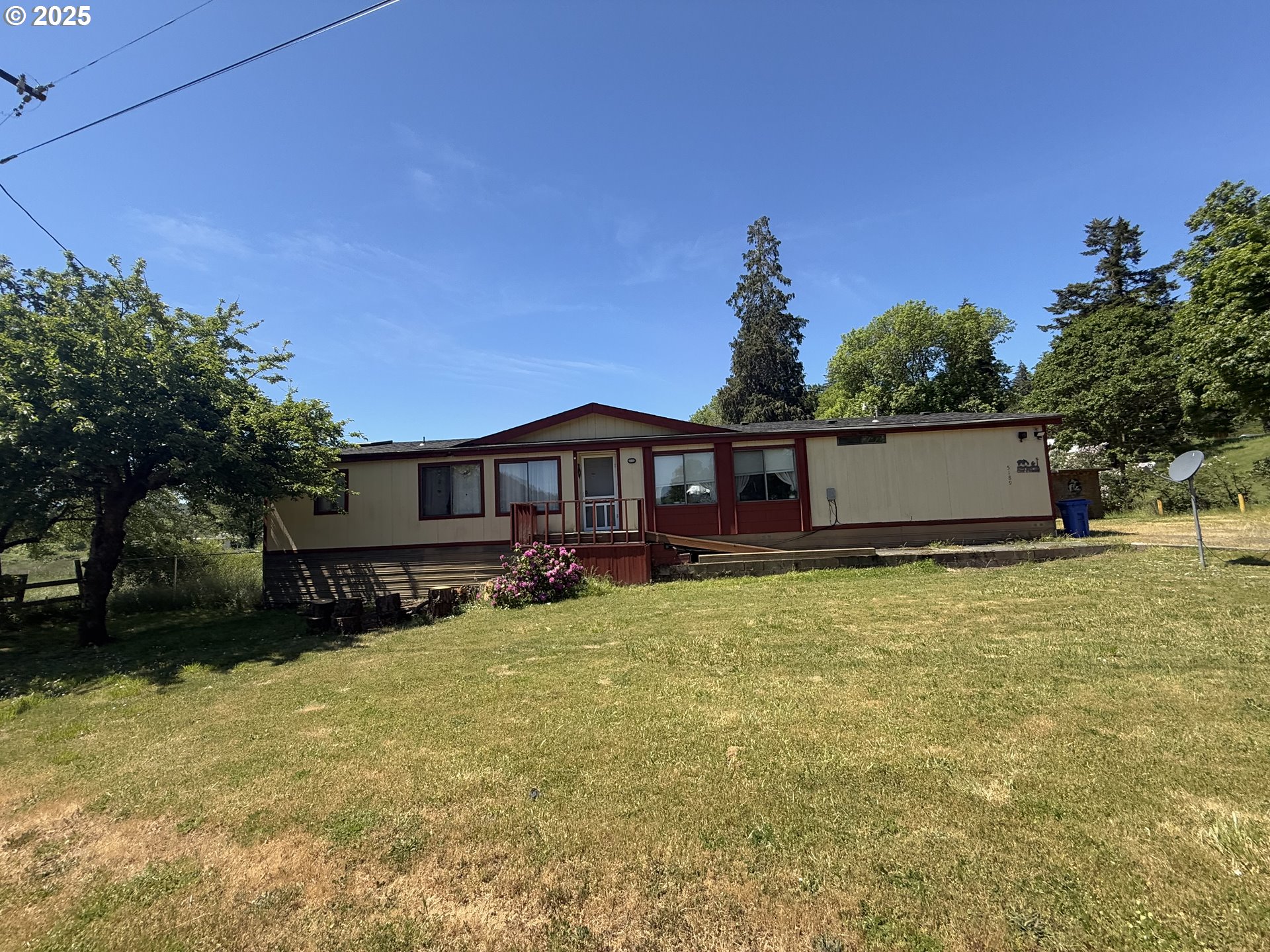 5189 Strickland Canyon Road Tenmile, OR 97481 - Photo 11 of 39