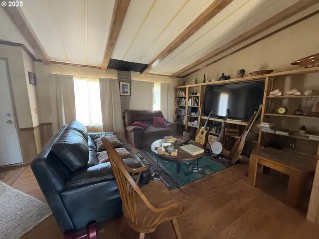 $339,000 | 5189 Strickland Canyon Road, Tenmile, OR 97481