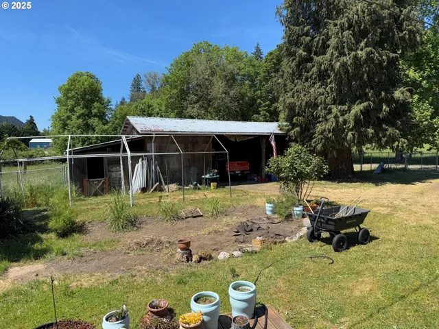 $339,000 | 5189 Strickland Canyon Road, Tenmile, OR 97481