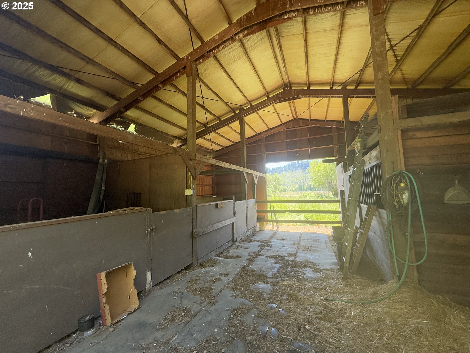 5189 Strickland Canyon Road Tenmile, OR 97481 - Photo 7 of 39