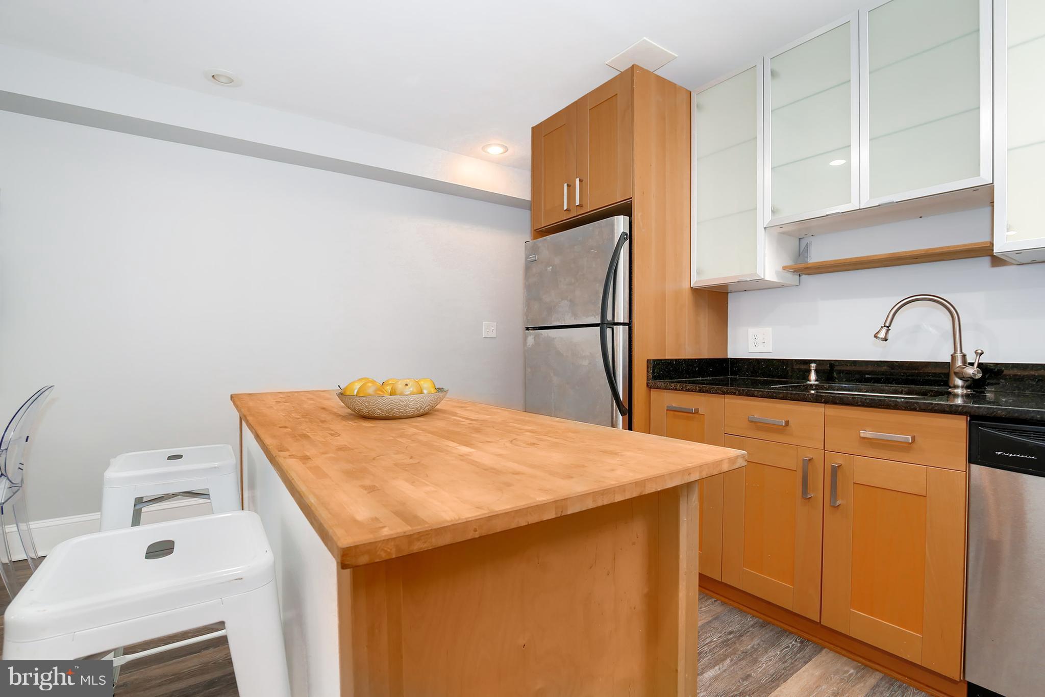 1008 Spring Road Northwest, Unit 1 Washington, DC 20010 - Photo 16 of 27 Kitchen