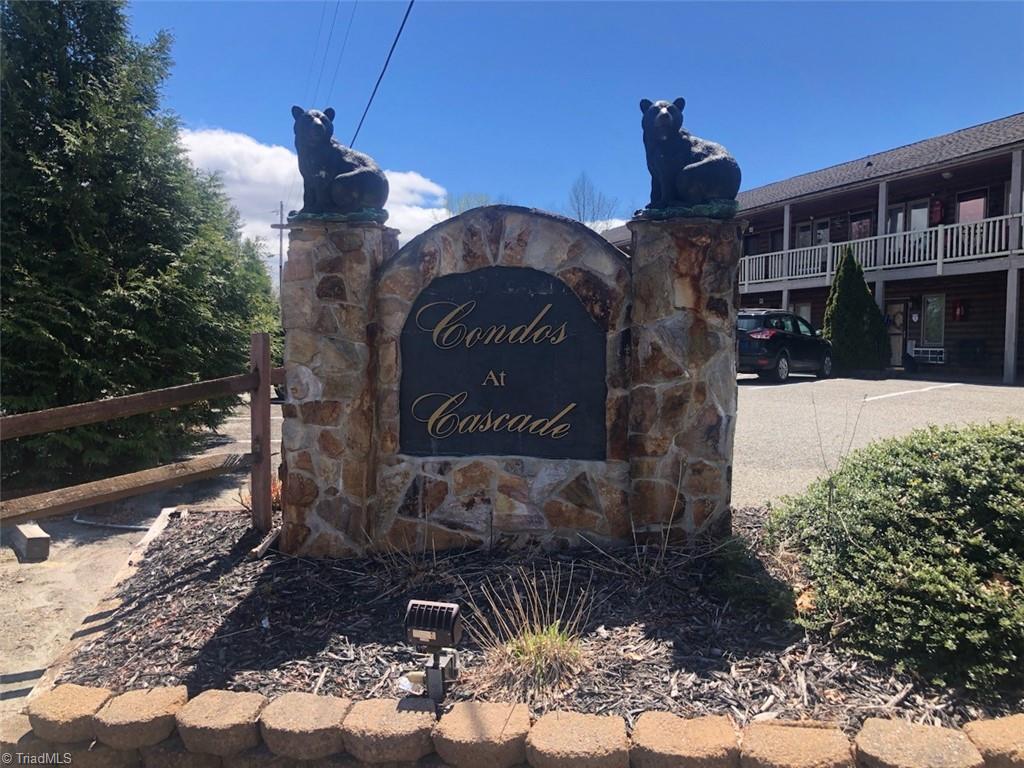 96 Cascade Trail Fancy Gap, VA 24328 - Photo 2 of 30