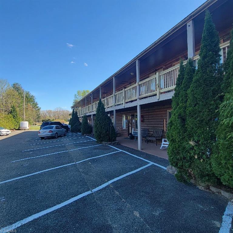 96 Cascade Trail Fancy Gap, VA 24328 - Photo 4 of 30