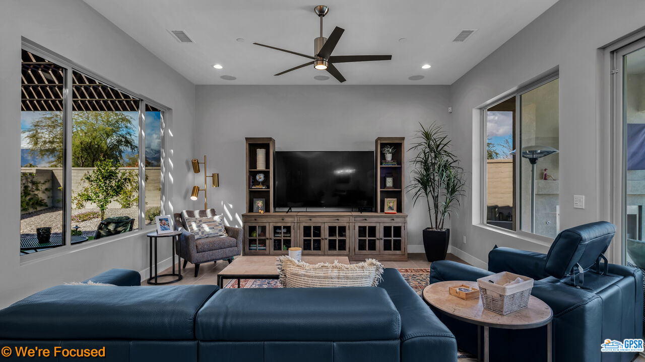 2 Cork Tree Rancho Mirage, CA 92270 - Photo 3 of 45 Gallery Image 3