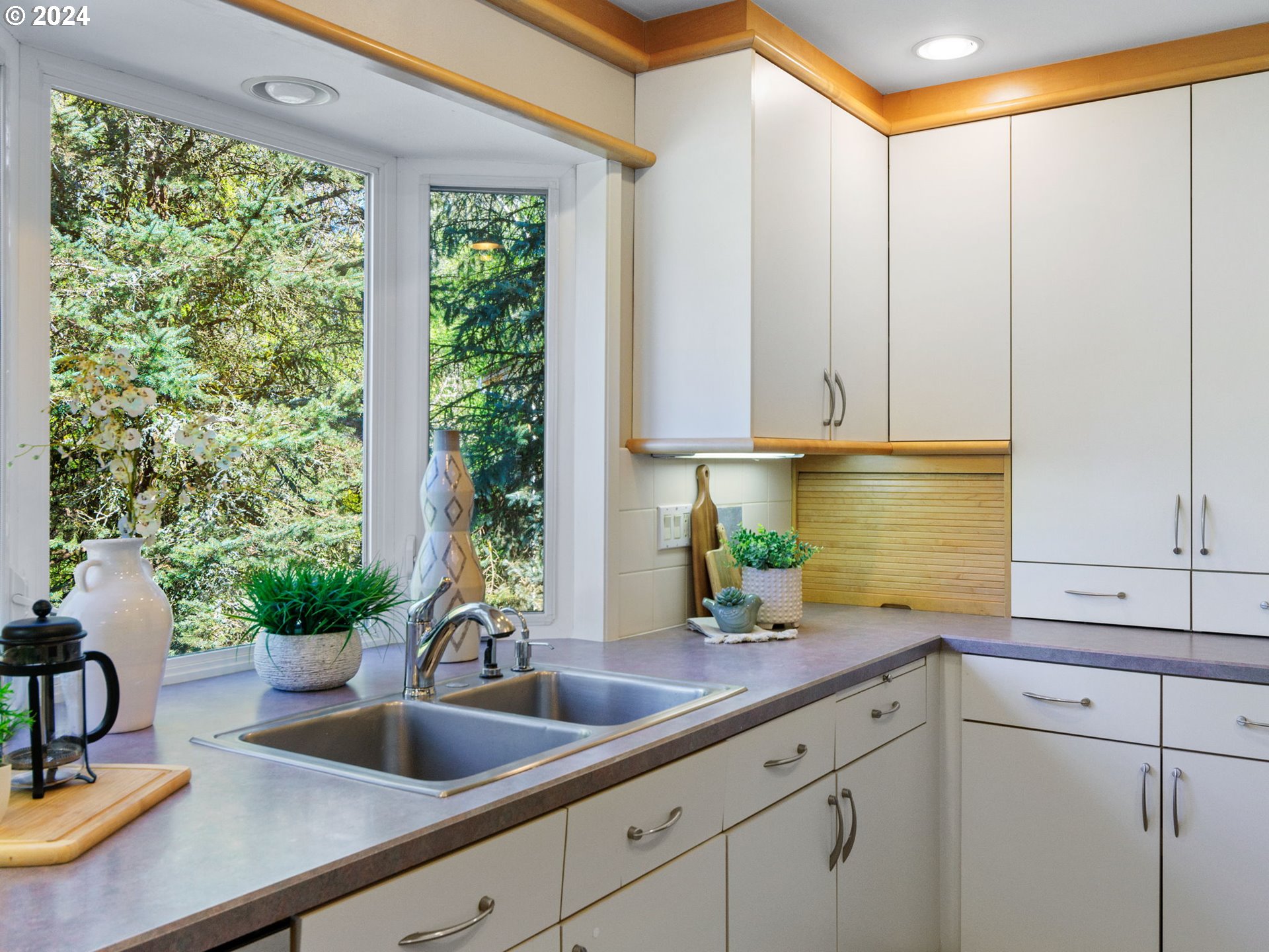 5710 Southwest Hamilton Street Portland, OR 97221 - Photo 15 of 47 Gallery Image 15