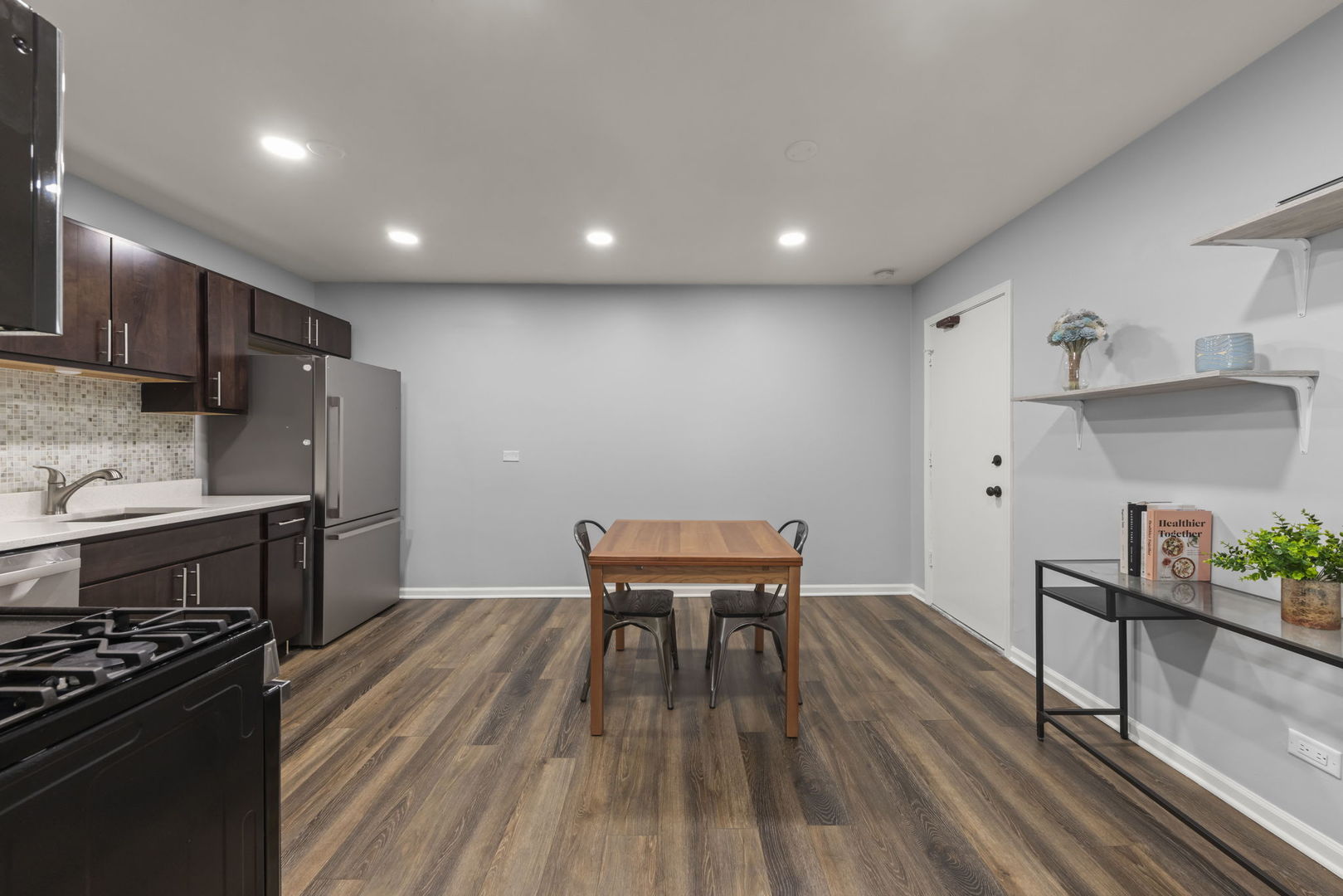 215 Hale Street, Unit 9B Addison, IL 60101 - Photo 7 of 17