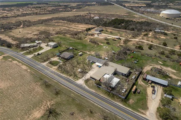 $259,900 | 240 Fm 382, Ovalo, TX 79541
