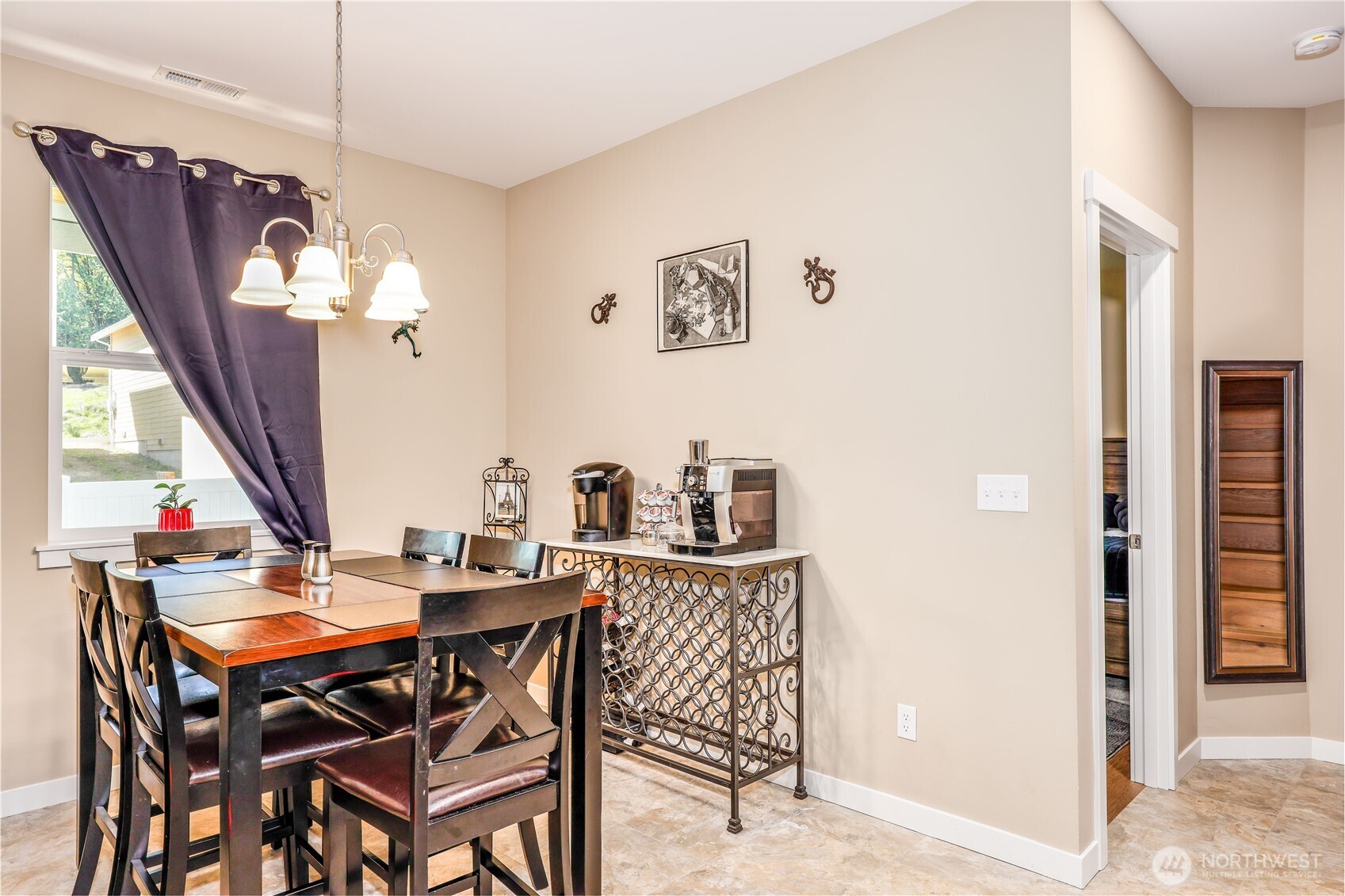 7058 East Nightingale Street Port Orchard, WA 98366 - Photo 10 of 40