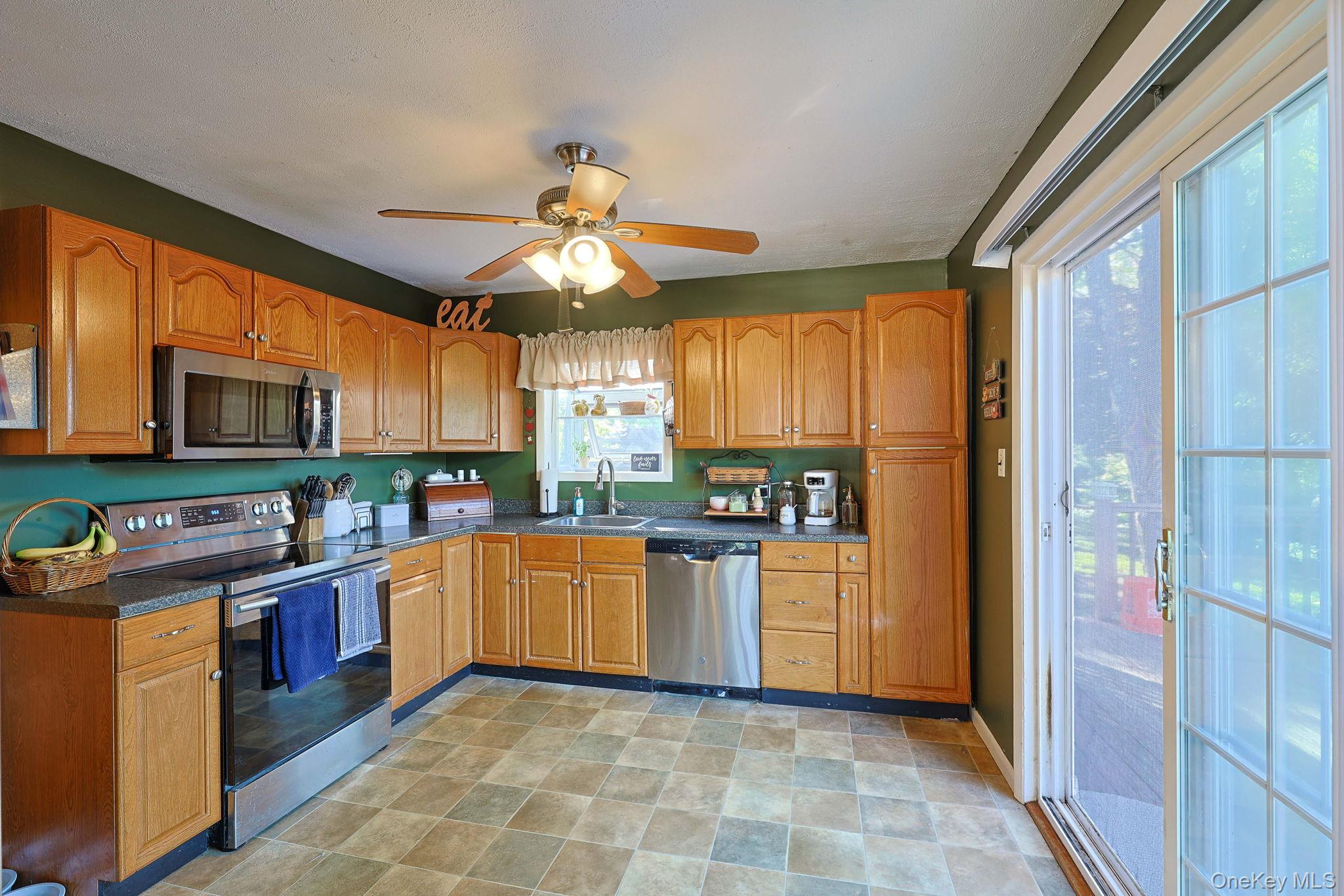 57 Elk Road Hopewell Junction, NY 12533 - Photo 6 of 30