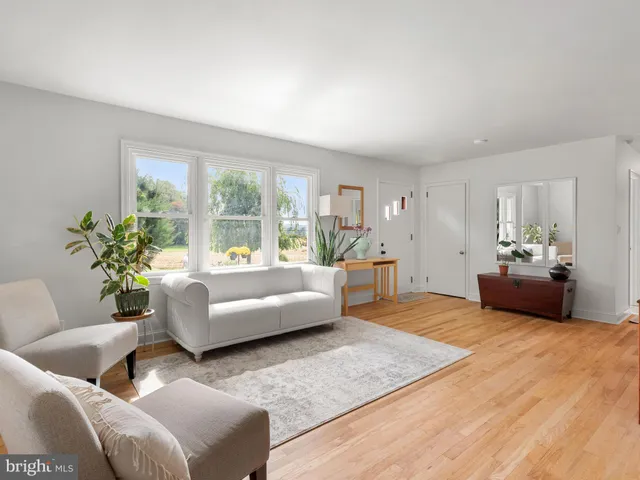 $550,000 | 191 West Street Road, Kennett Square, PA 19348