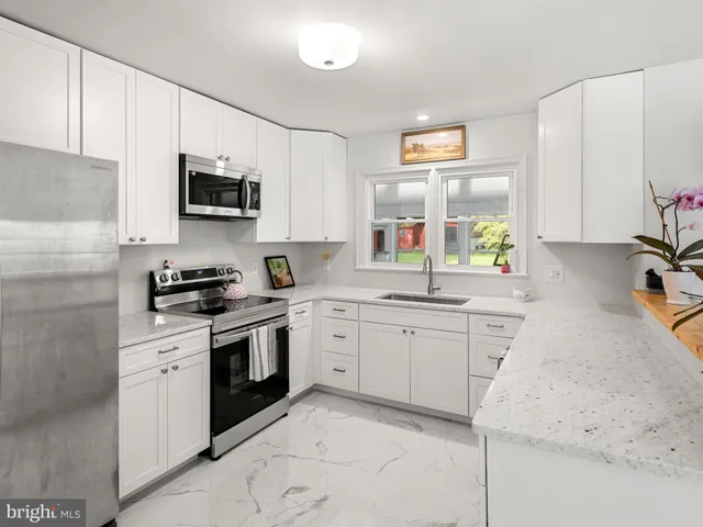 $550,000 | 191 West Street Road, Kennett Square, PA 19348