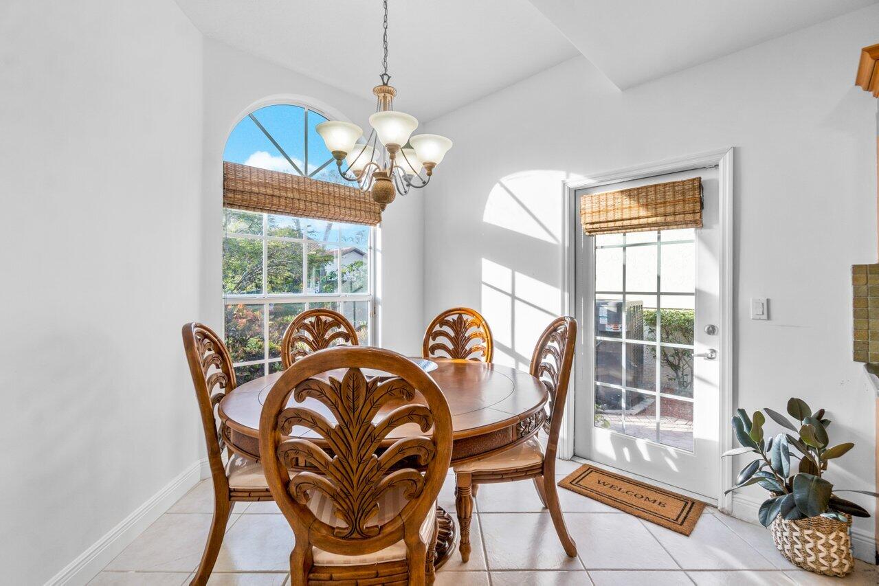 23173 Via Stel Boca Raton, FL 33433 - Photo 12 of 62 017-23173ViaStel-BocaRaton-FL-33433-SMAL