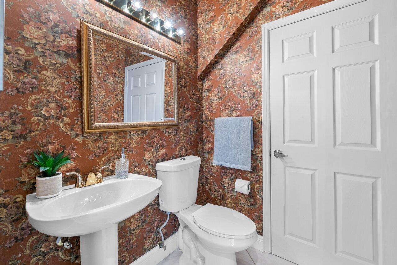 23173 Via Stel Boca Raton, FL 33433 - Photo 13 of 62 020-23173ViaStel-BocaRaton-FL-33433-SMAL